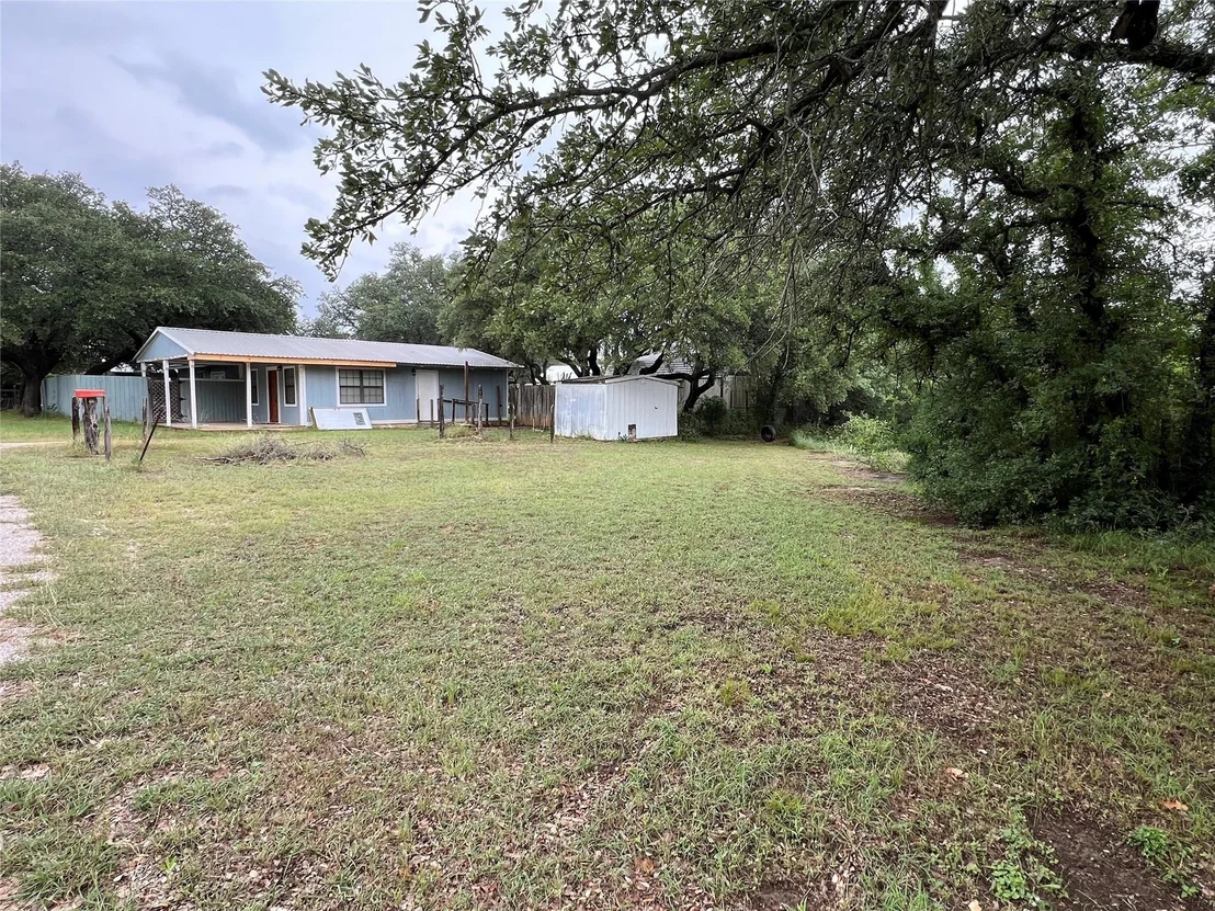 Photo of 6960 Clifden Drive