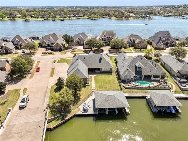 Photo of 2615 Harborside Drive