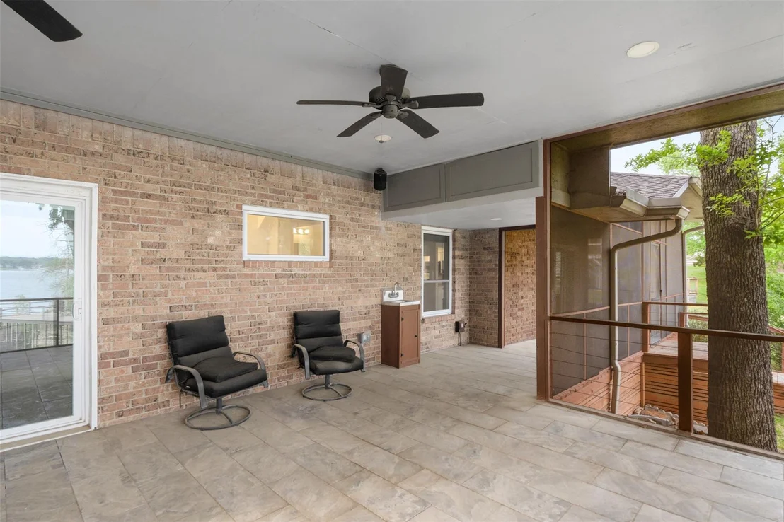 Photo of 316 Oak Lane