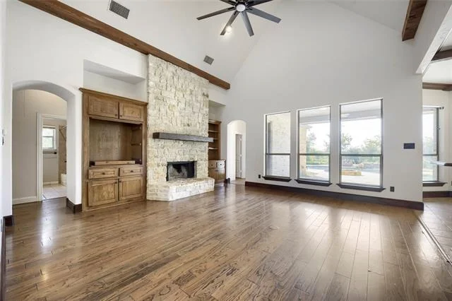 Photo of 1501 Willow Tree Drive