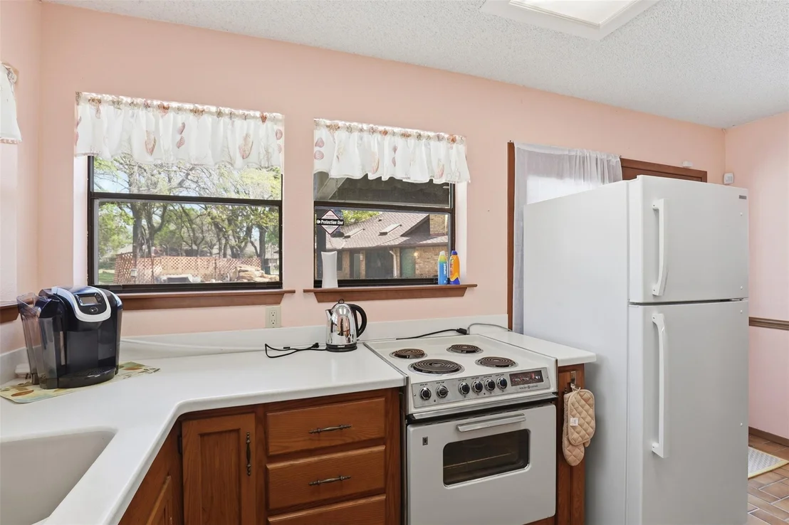 Photo of 3000 Yucca Road