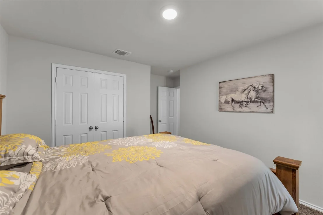 Photo of 2912 Brosnan Road
