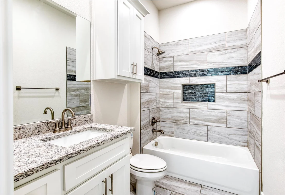 Photo of 1044 Hidden Oaks Drive