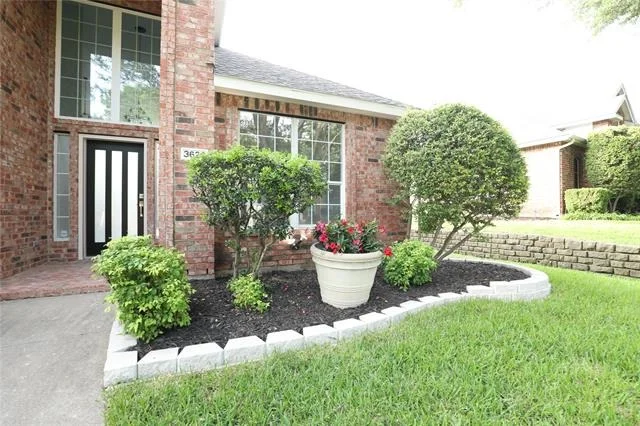Photo of 3620 Flintstone Drive