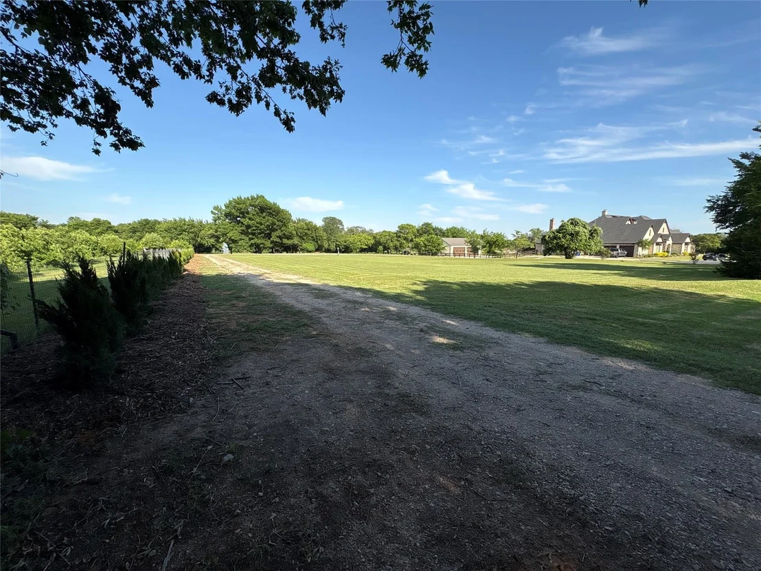 Photo of 790 Badminton Drive