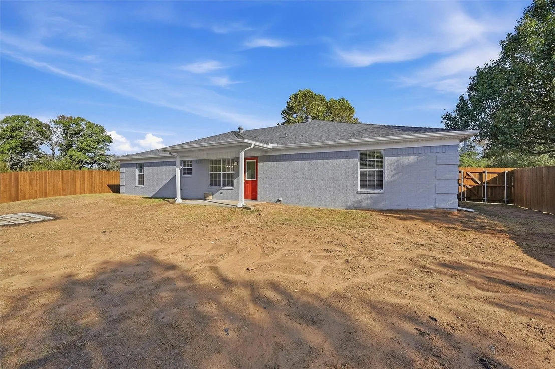 Photo of 566 Mccraw Lane