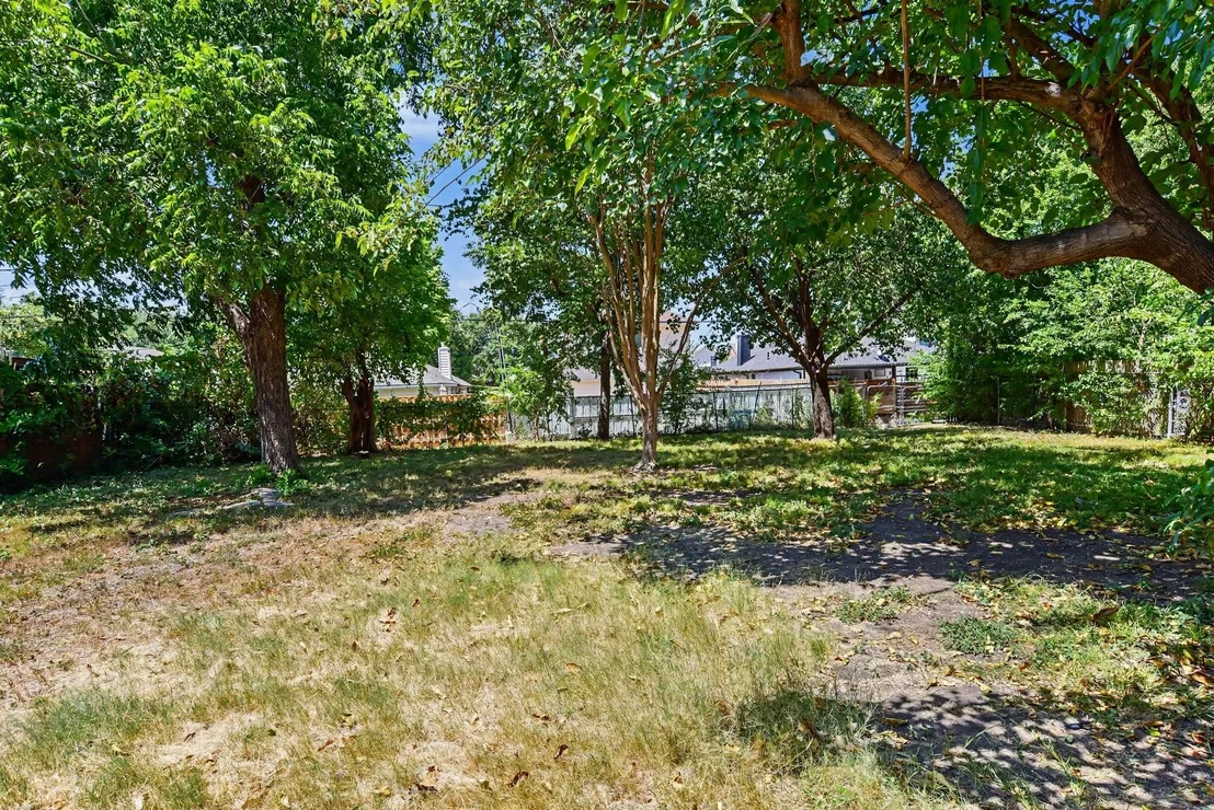 Photo of 8821 Rustown Drive
