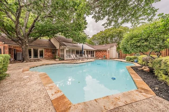Photo of 2609 Shadow Ridge Drive