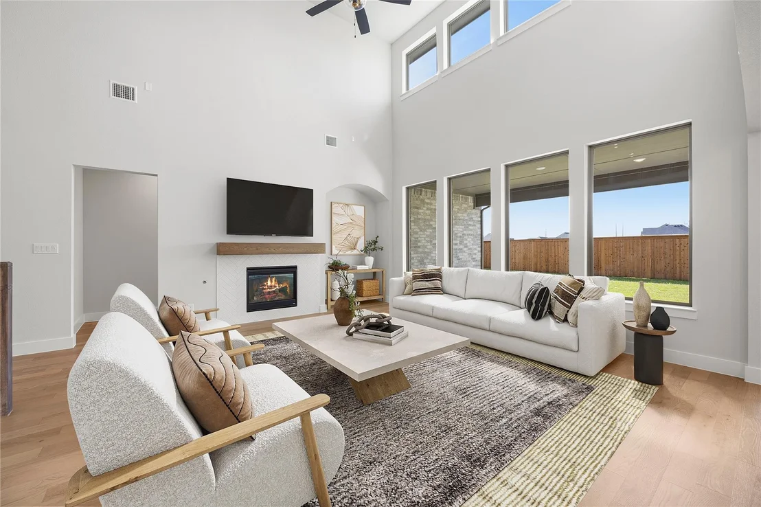 Photo of 10020 Cresent Drive