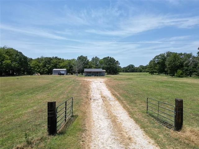 Photo of 429 County Road 2610