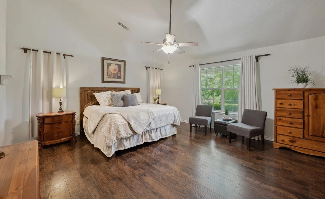 Photo of 1000 Ballard Road