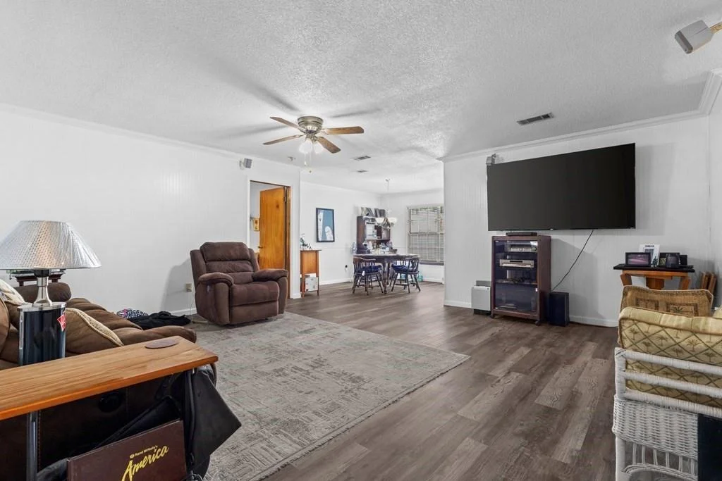 Photo of 1101 Doe Run Drive
