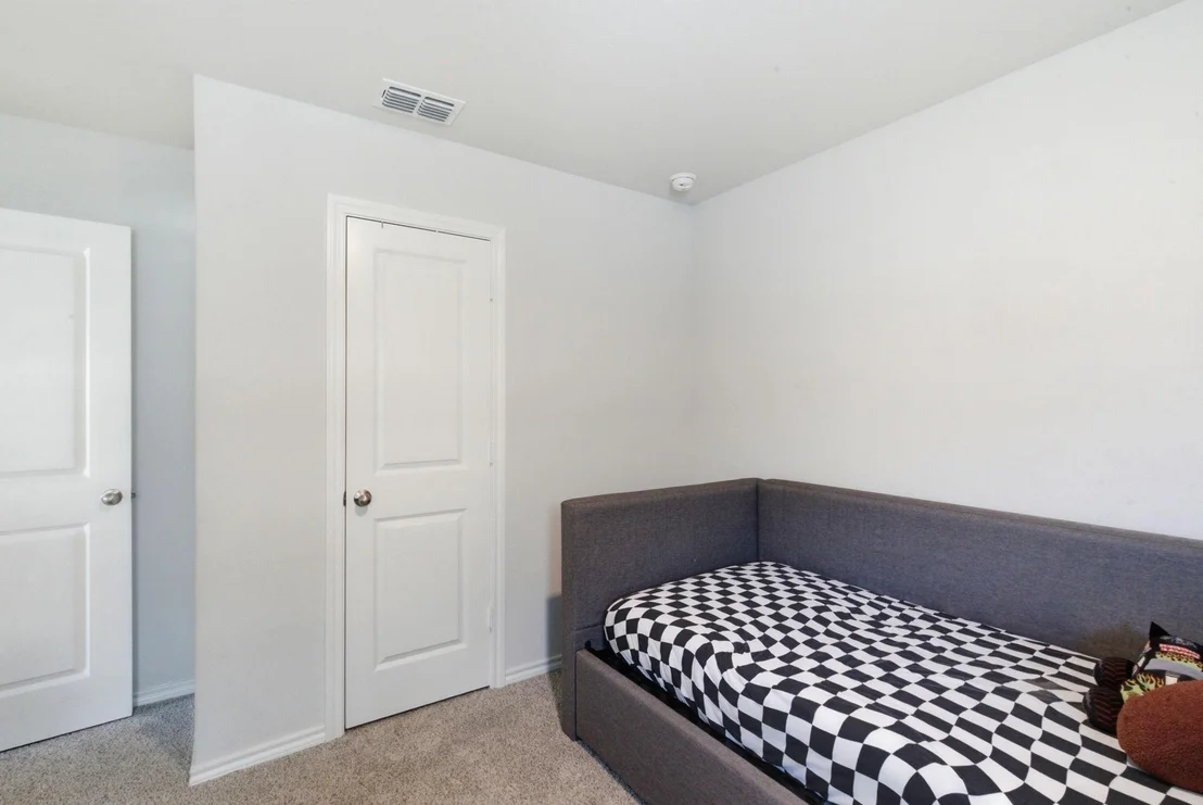 Photo of 549 Derby Lane