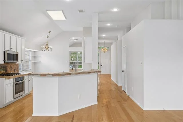 Photo of 2037 Saint Ives Drive