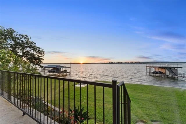 Photo of 12210 Lake Forest Drive