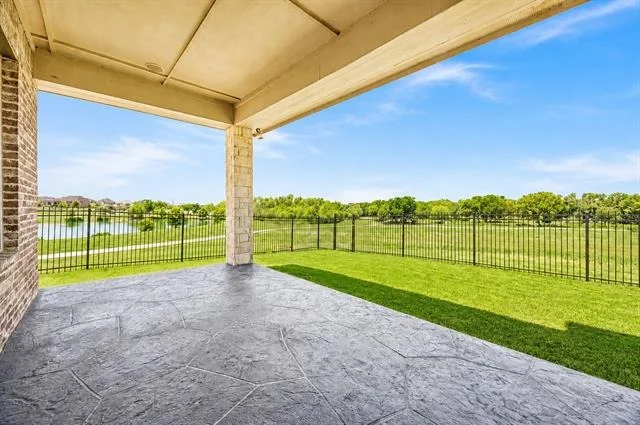 Photo of 4550 Honeyvine Lane