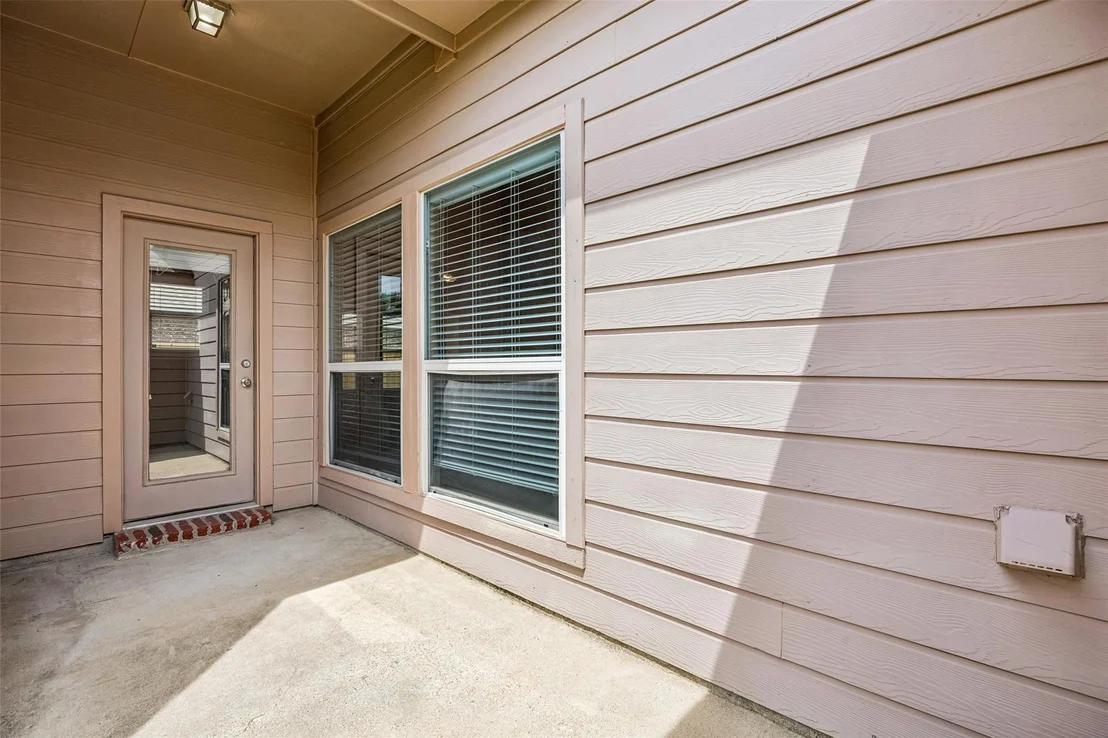 Photo of 1612 Balboa Lane
