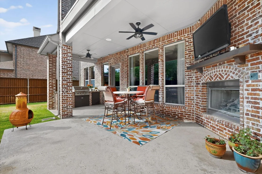Photo of 3989 Benchmark Lane