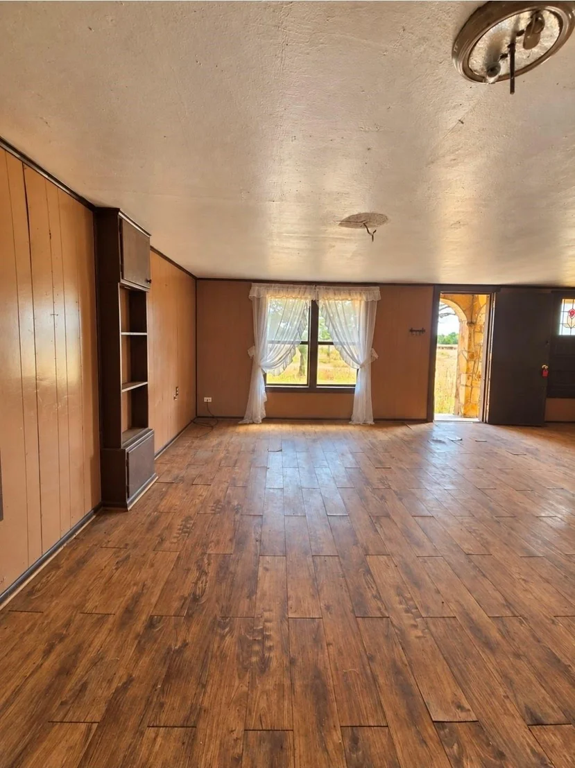 Photo of 1000 County Road 476