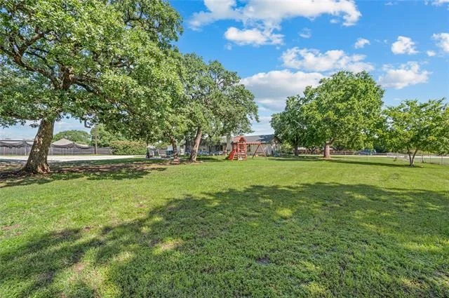 Photo of 5656 Oak Haven Drive