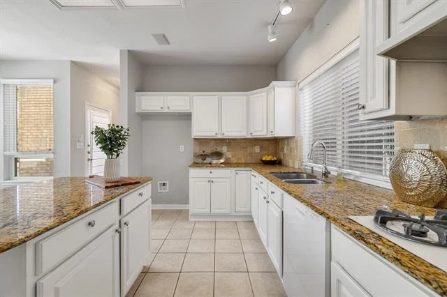 Photo of 7621 Brookview Drive