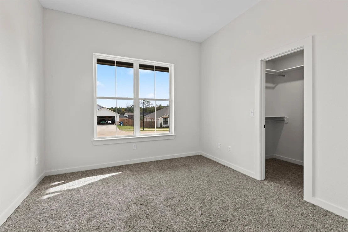 Photo of 16514 Crossing Circle