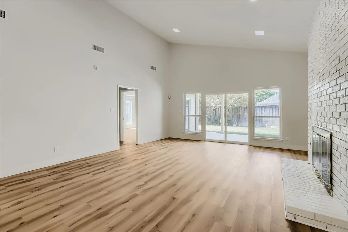 Photo of 3421 Cross Bend Road