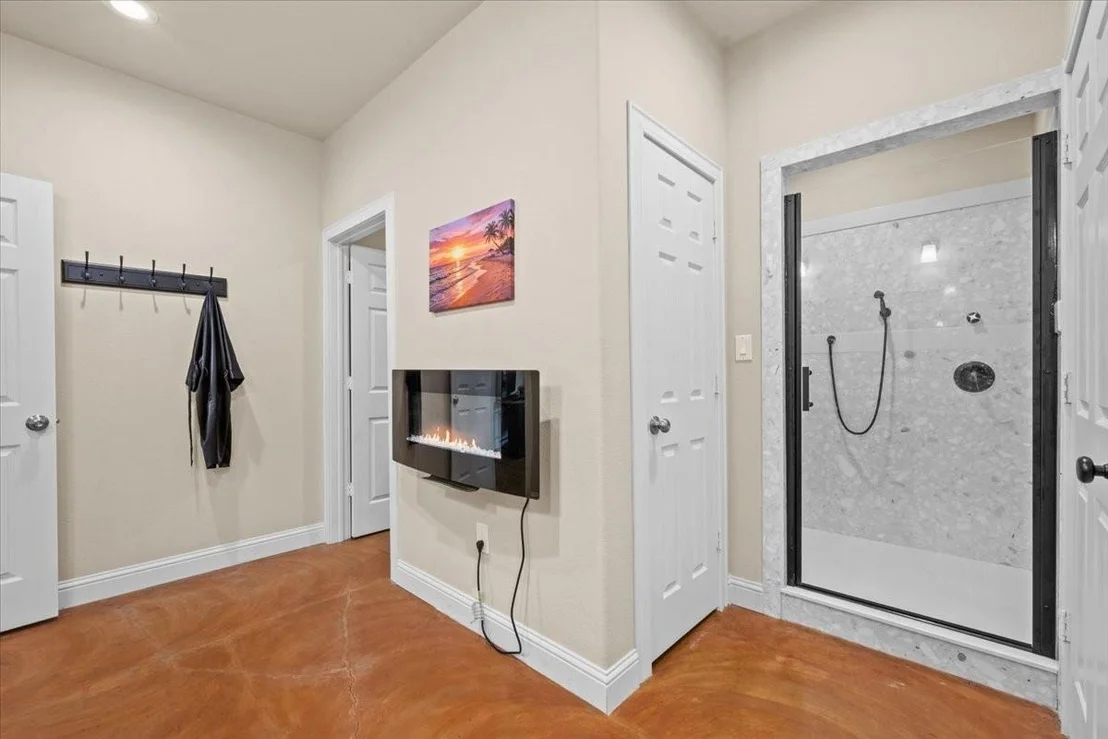 Photo of 3601 Oak Circle