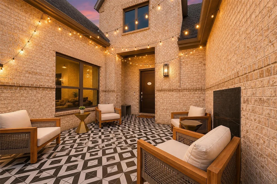 Photo of 4671 Summerville Lane