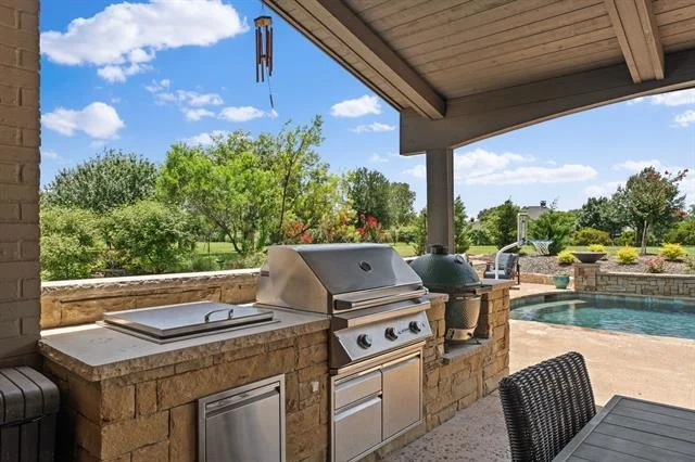 Photo of 1541 Winding Creek Road