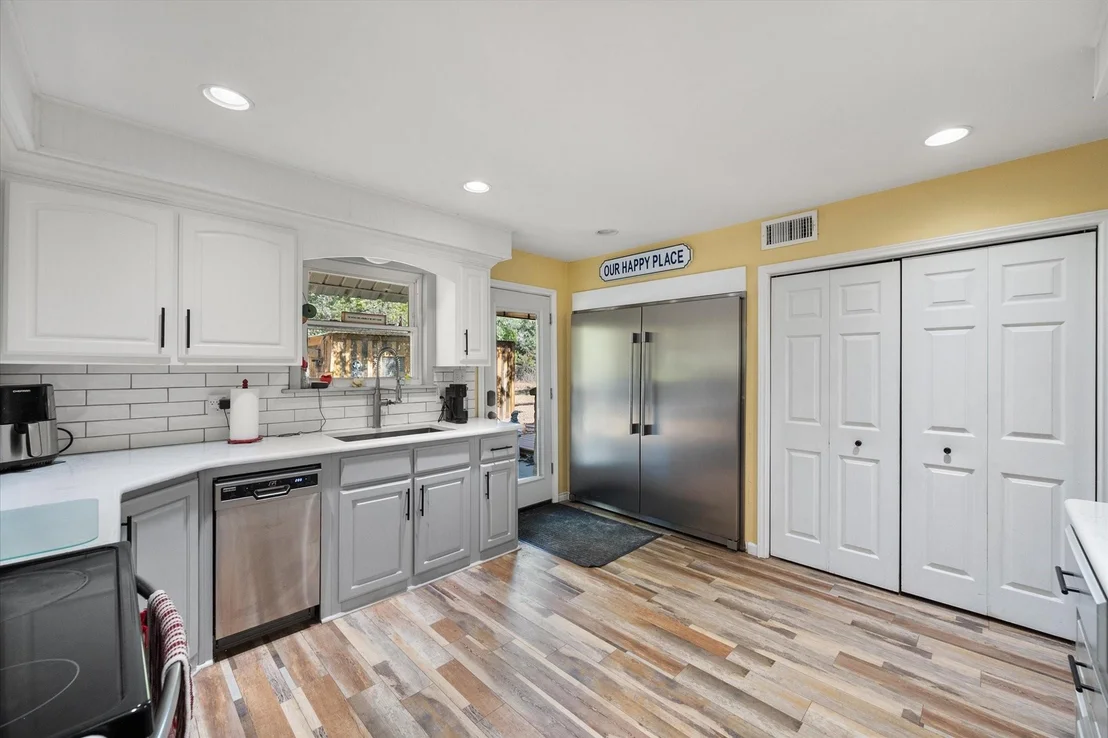 Photo of 355 County Road 2800