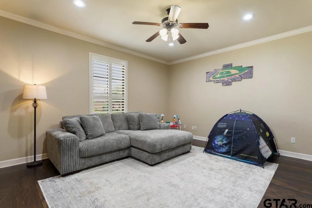 Photo of 19551 Sandhill Lane