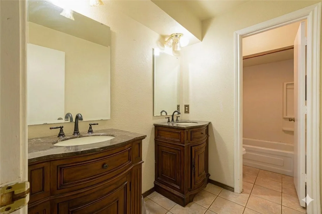Photo of 338 Marriott Lane