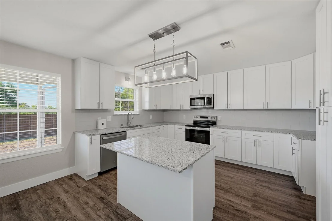 Photo of 566 Mccraw Lane