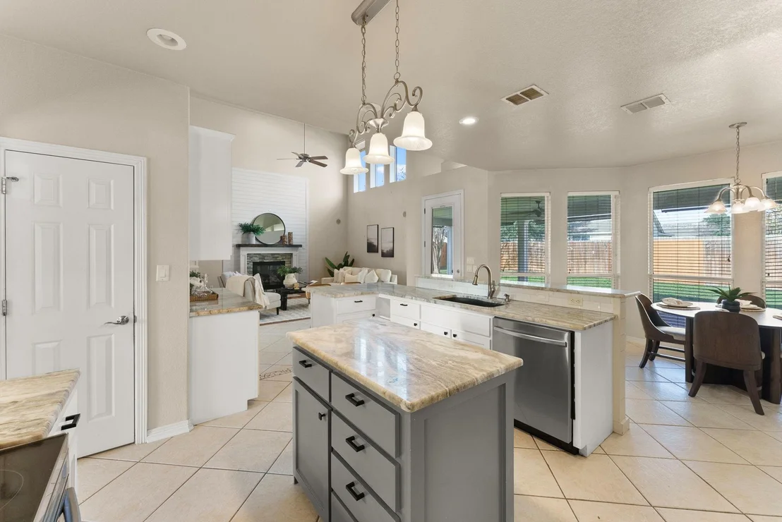 Photo of 4012 Creekview Trail