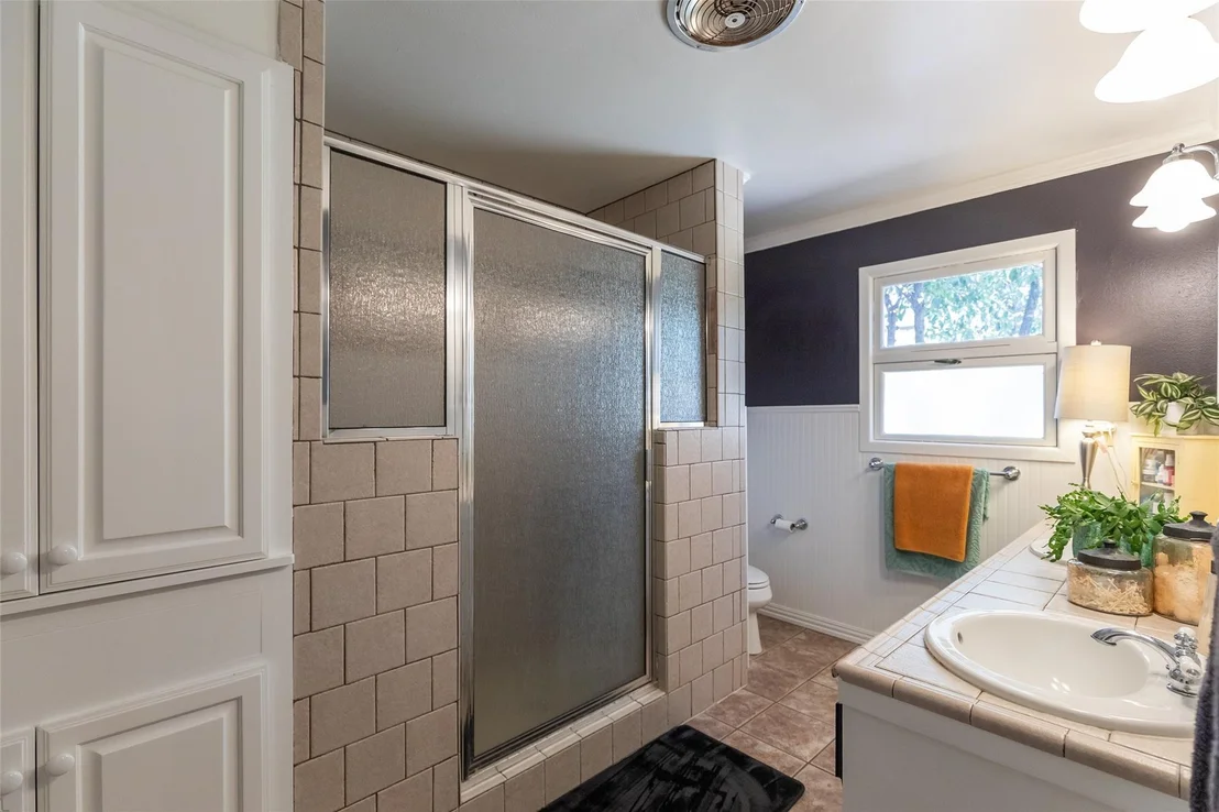Photo of 1801 Sylvan Drive