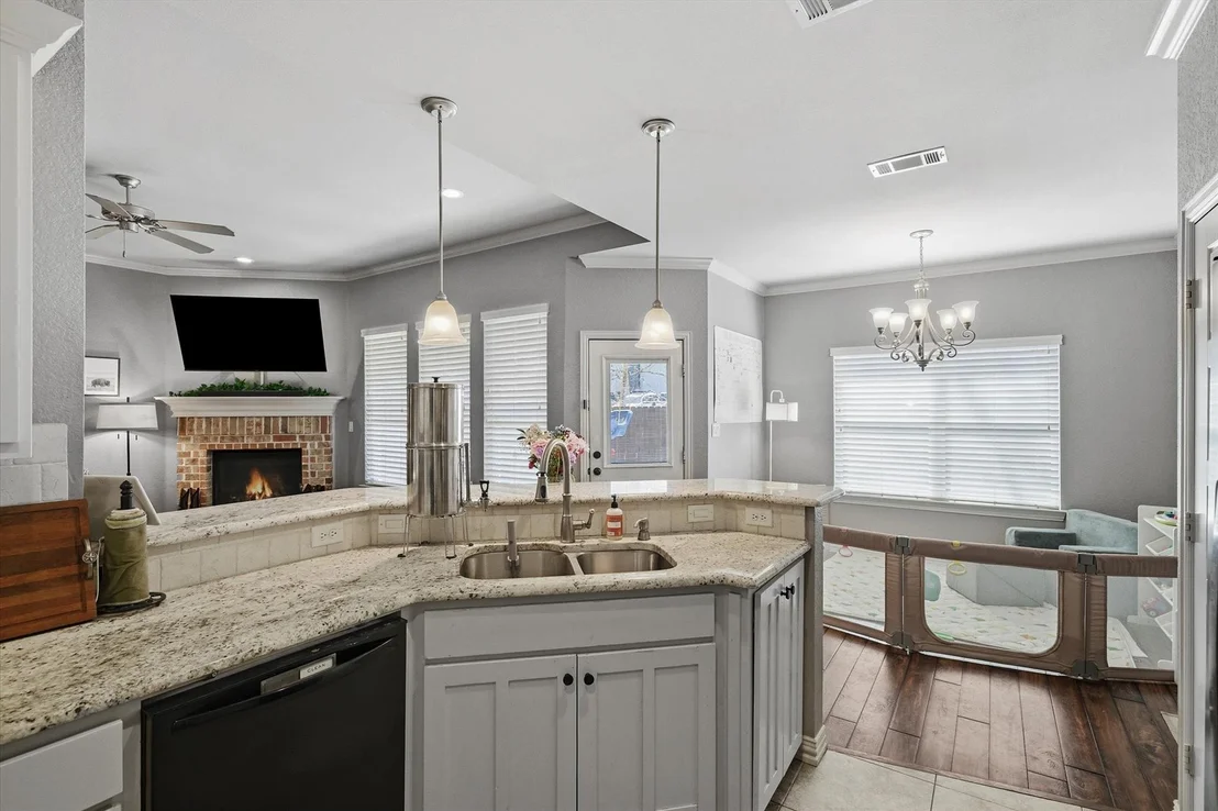 Photo of 3123 Oak Bend