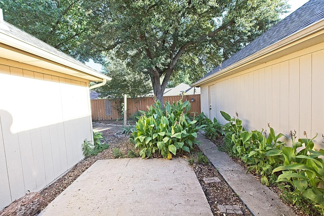 Photo of 1700 Huron Trail