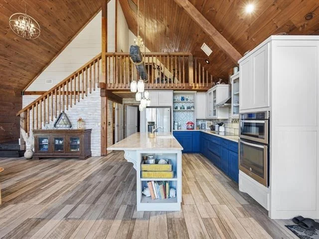 Photo of 11300 Massey Road