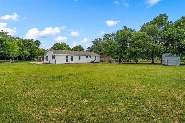 Photo of 3718 Kendall Lane