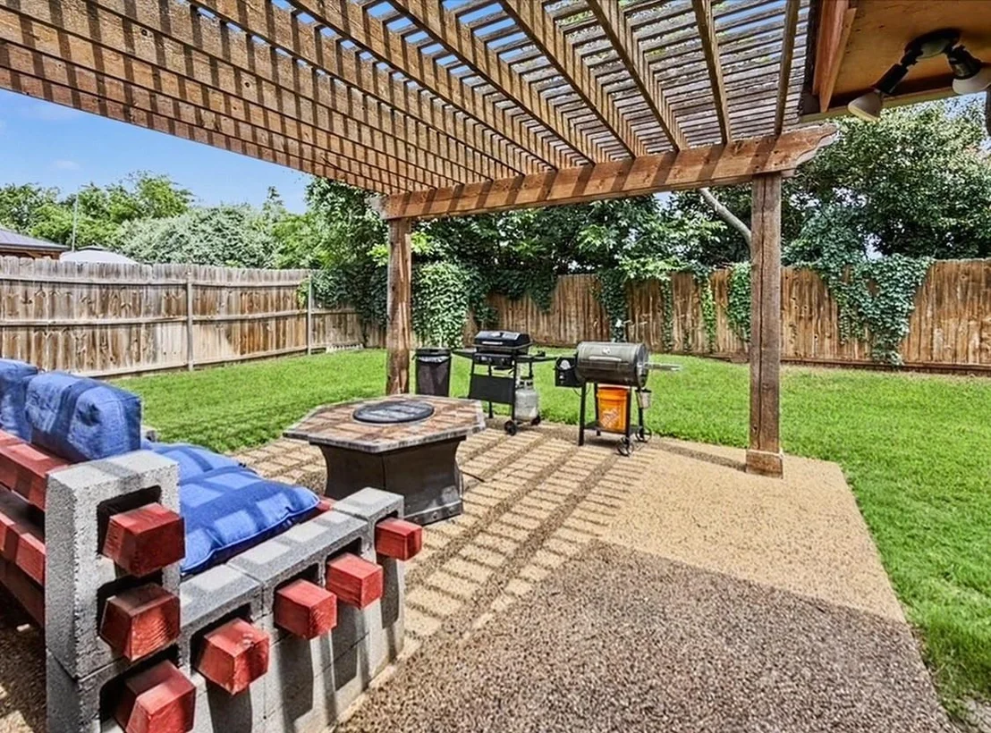 Photo of 3658 Snow Creek Drive