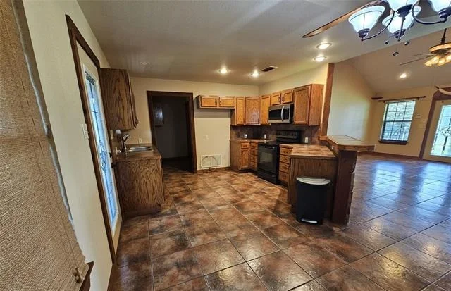 Photo of 529 Wildewood Drive