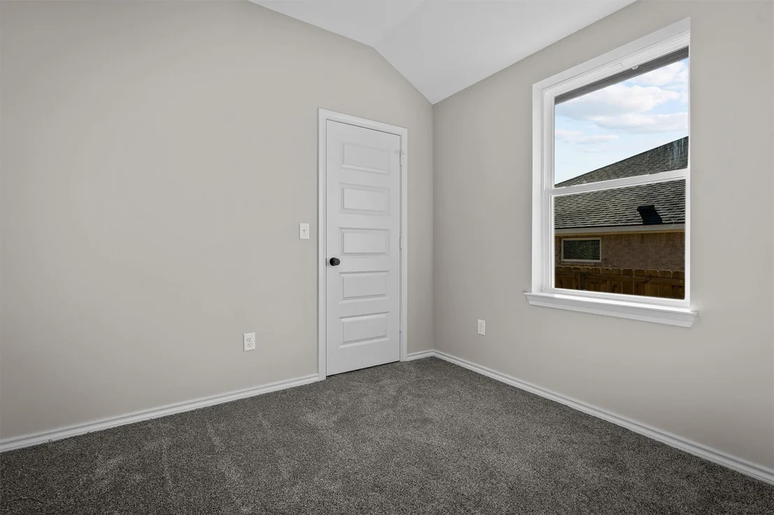 Photo of 16517 Crossing Circle