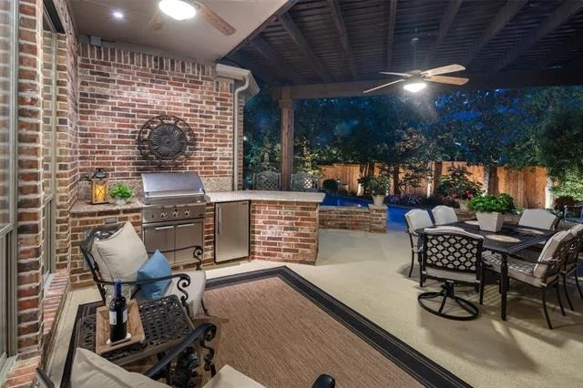 Photo of 901 Crestmoor Drive