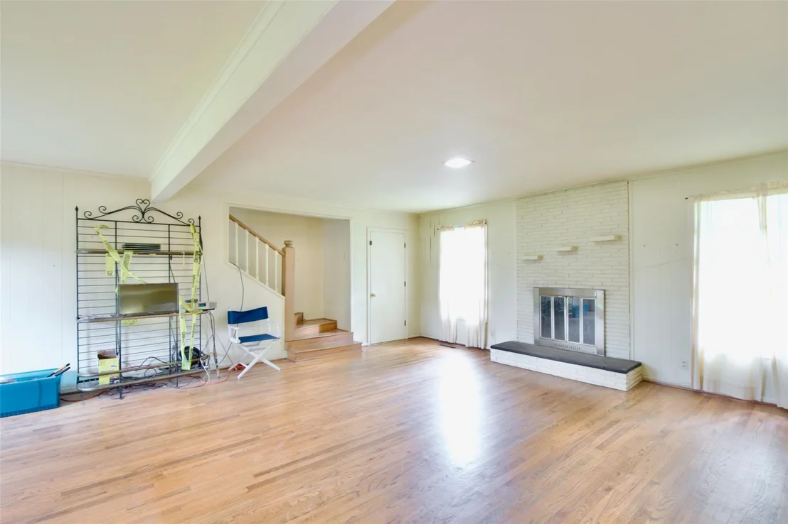 Photo of 4901 Pine Avenue