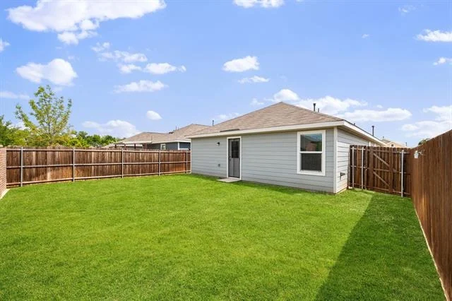 Photo of 7509 Gray Wolf Lane