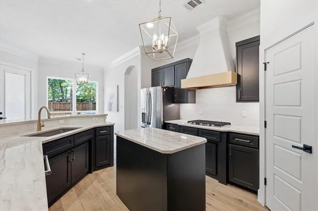 Photo of 3408 Comanche Trail