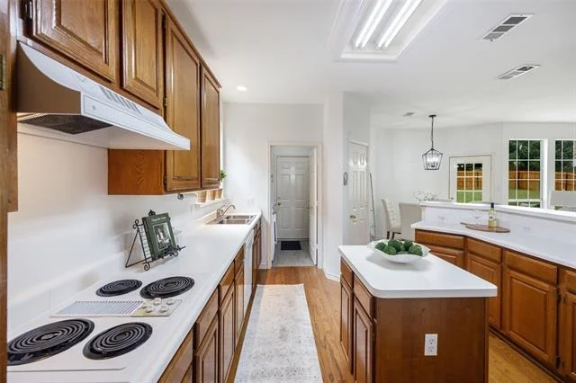 Photo of 2400 Manchester Drive