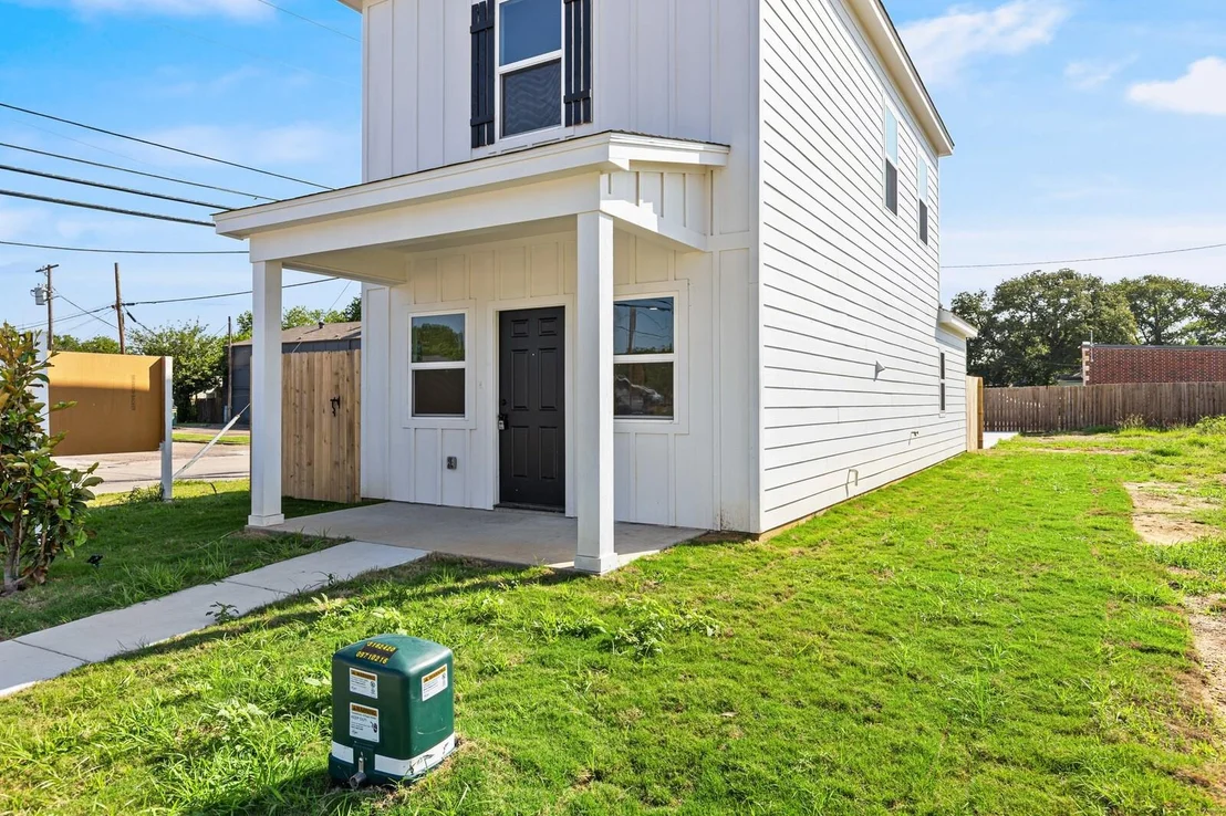 Photo of 84 Crescent