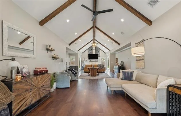 Photo of 237 E Hideaway